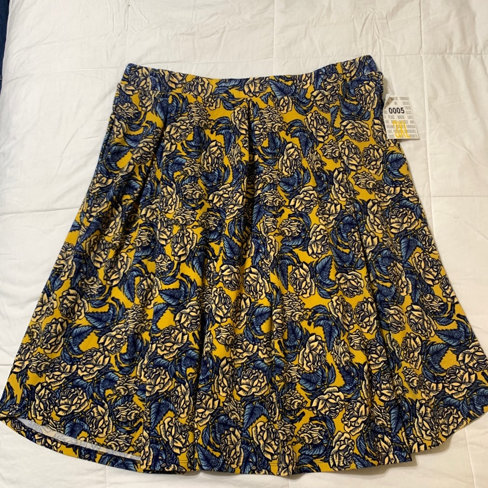 Lularoe Madison skirt with floral pattern